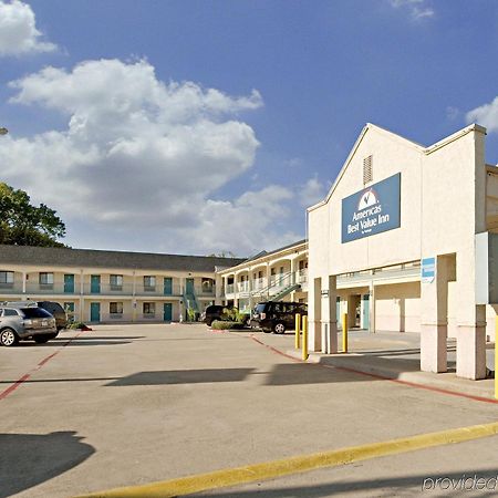 Americas Best Value Inn แมคคินนีย์ ภายนอก รูปภาพ